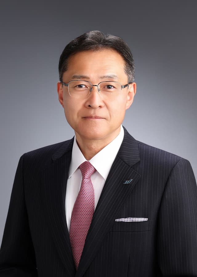 Photo of the representative